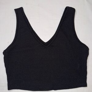 NWT 21 Saints Cropped Ribbed V Neck Top, Large